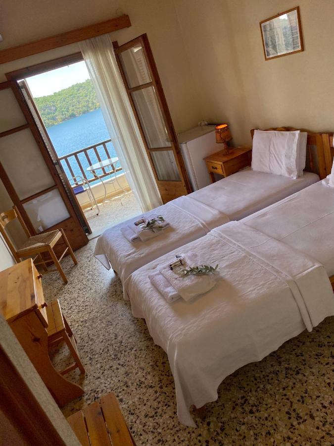 Blue Bay Hotel มิลินา ภายนอก รูปภาพ